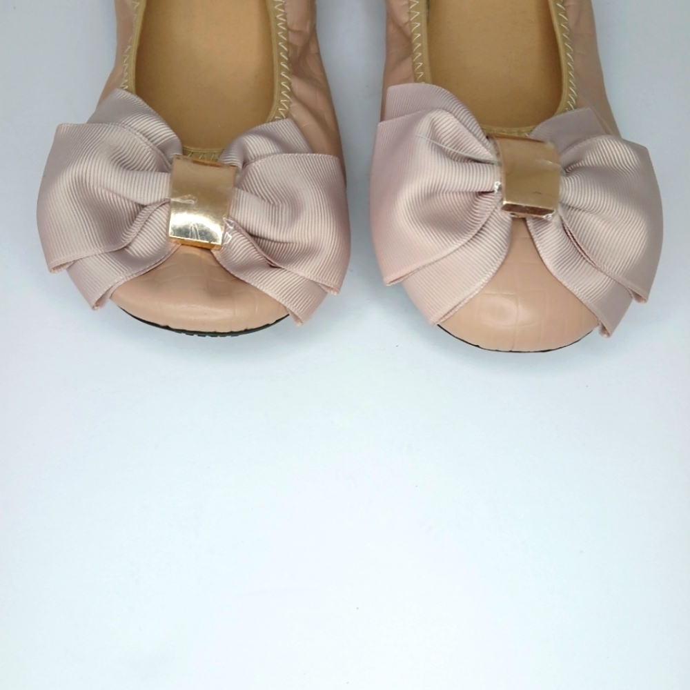 NWOT Pink Cream Ballerina Flats Bow Comfy Size 7.5 US 39 EU - Picture 2 of 6